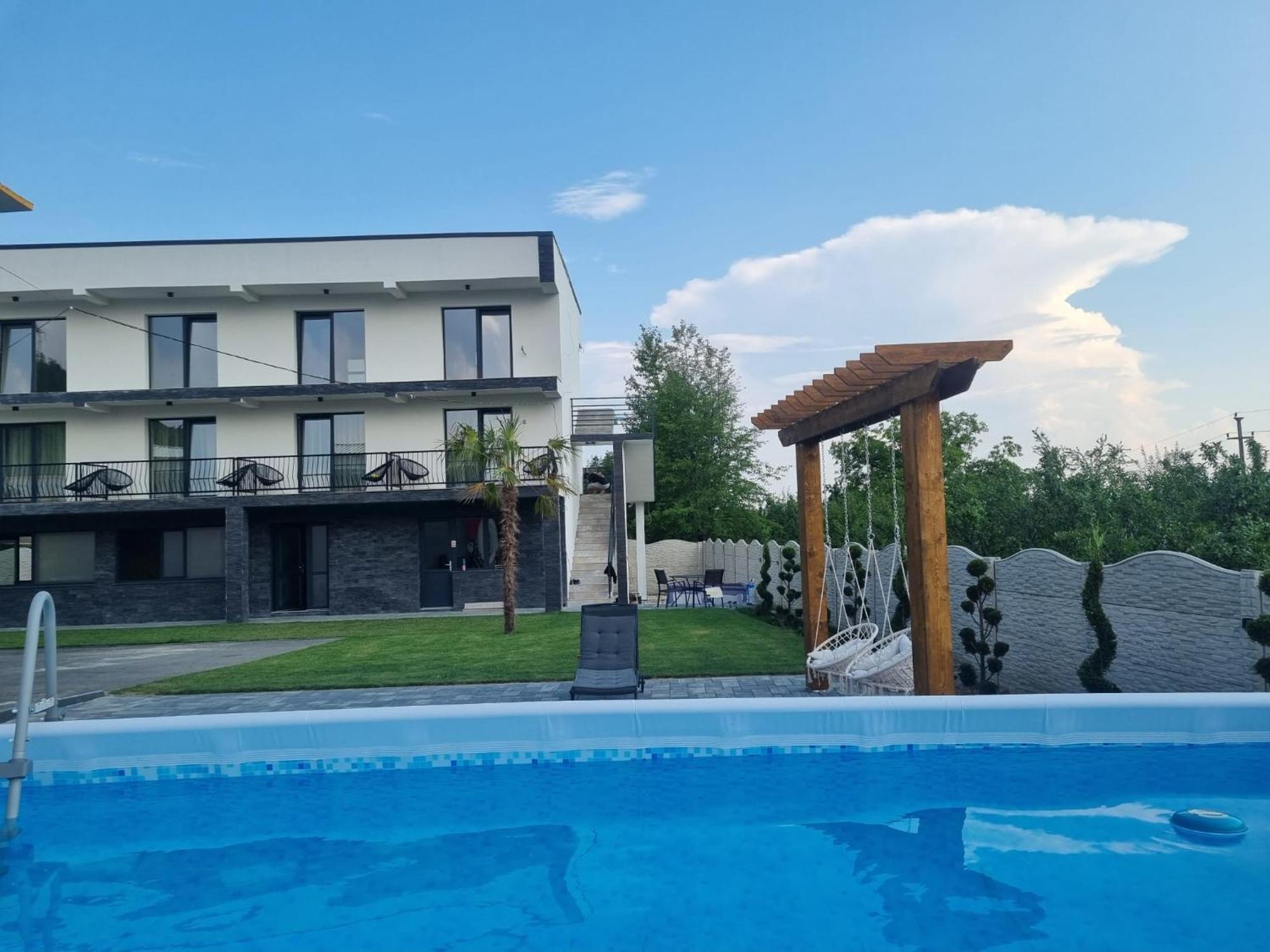 Cataleya House Hotel Oesti-Paminteni Luaran gambar